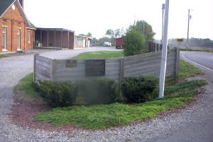 entry2004.jpg